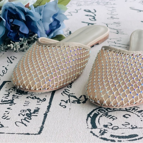 Reformation Melly Flat Mesh Jelly Mule in Fawn Rhinestone Mesh Size 8 / 7.5 - Picture 9 of 16
